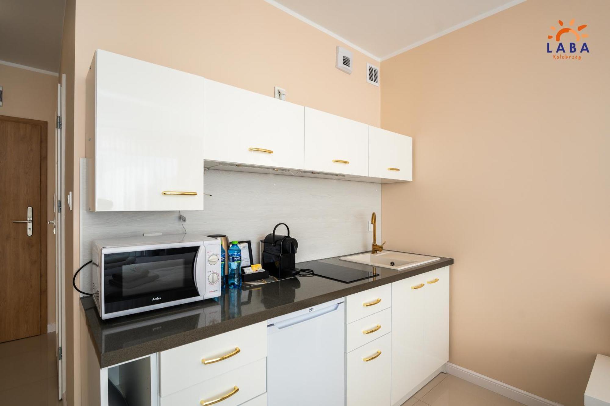 Laba Kolobrzeg Apartamenty Kasprowicza 20Ab Екстер'єр фото