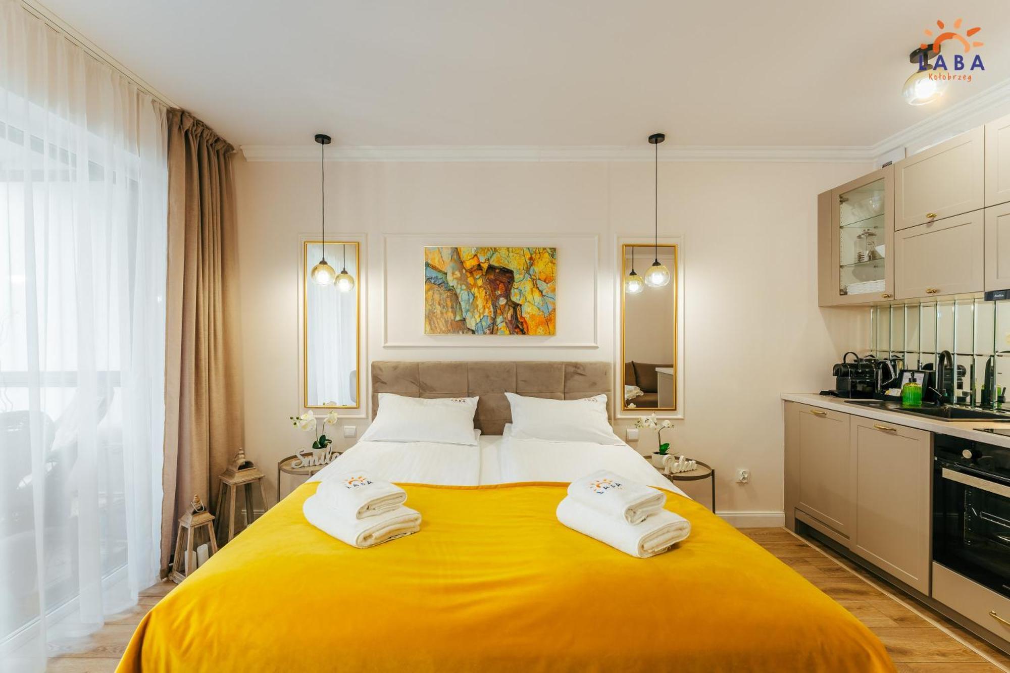 Laba Kolobrzeg Apartamenty Kasprowicza 20Ab Екстер'єр фото