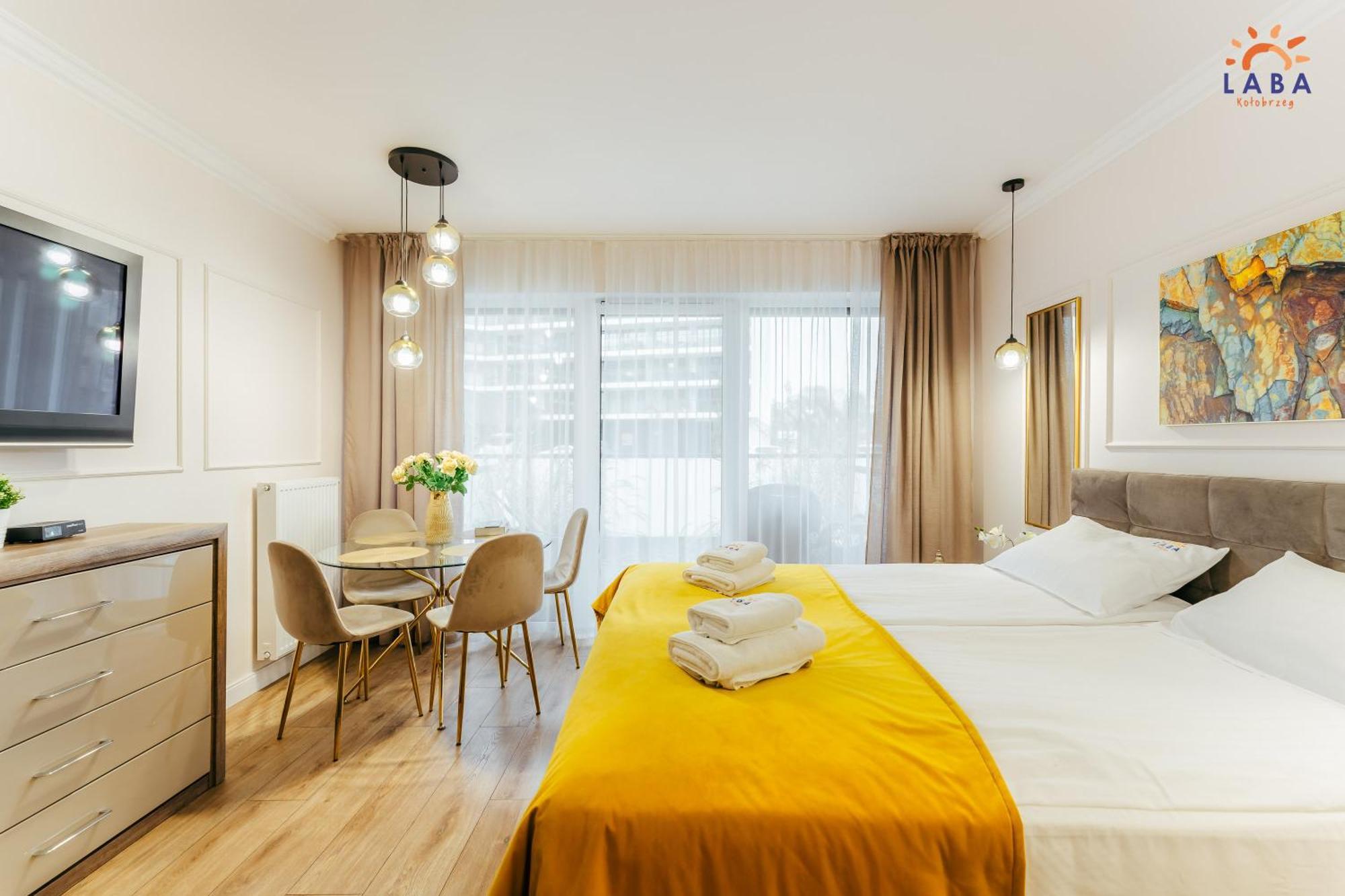 Laba Kolobrzeg Apartamenty Kasprowicza 20Ab Екстер'єр фото